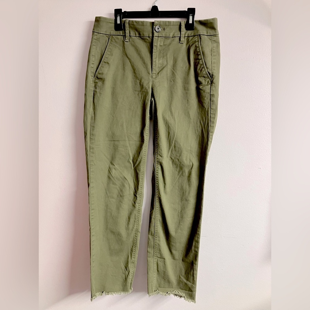 Women’s Girlfriend Chino Pants, 2, Olive Green, Cropped, Frayed Hem, Loft Outlet